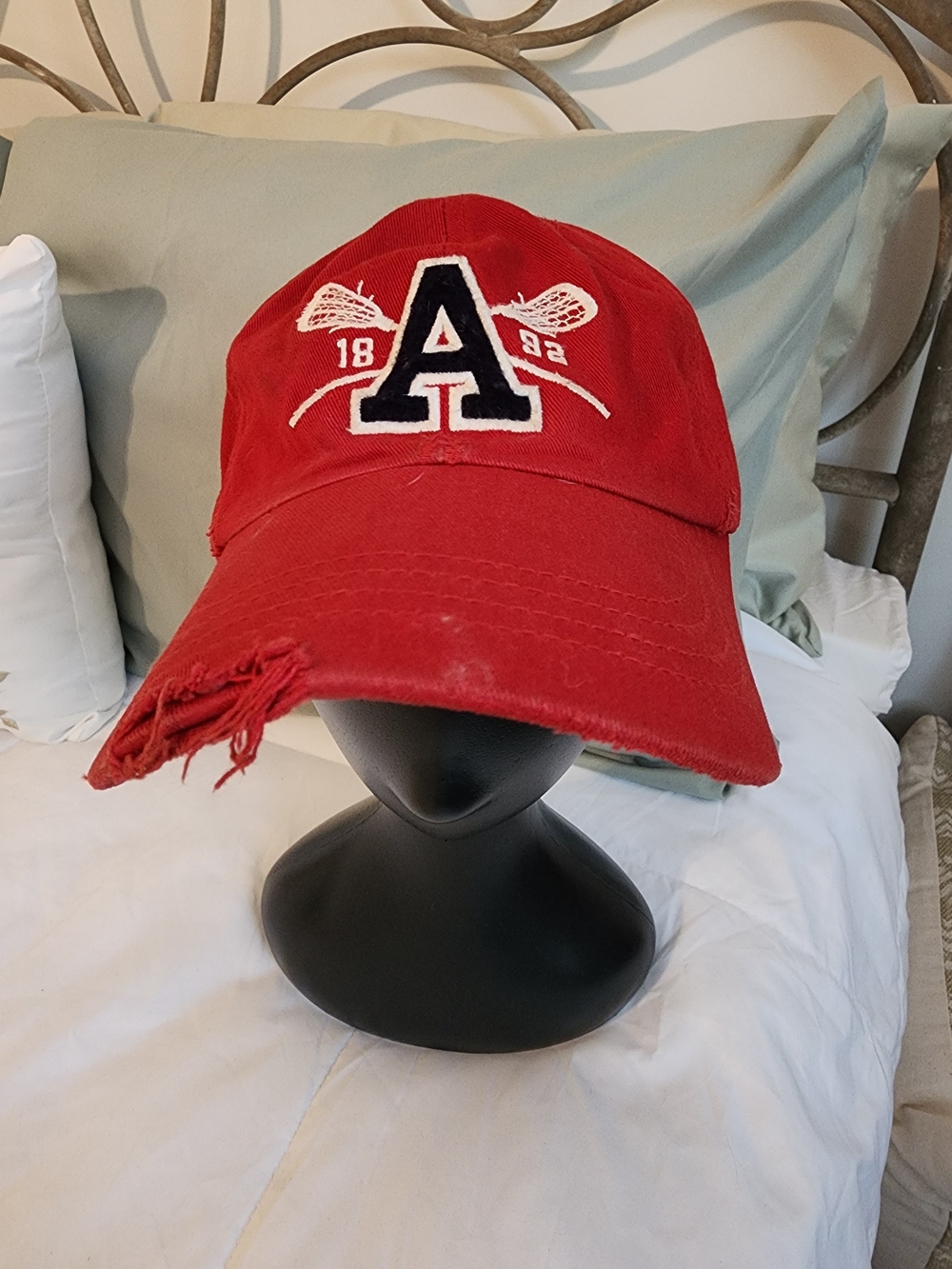 Abercrombie & Fitch Red Cotton Baseball Cap Unisex - Picture 2 of 6